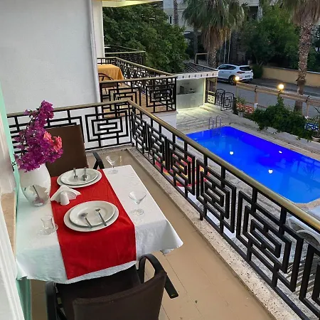 Yeni Goekkusagi Otel فندق