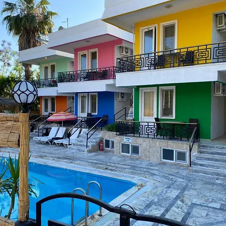 Yeni Goekkusagi Otel فندق 3*