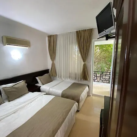 Yeni Goekkusagi Otel